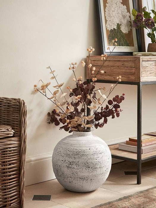 Two Tone Pom Pom Spray