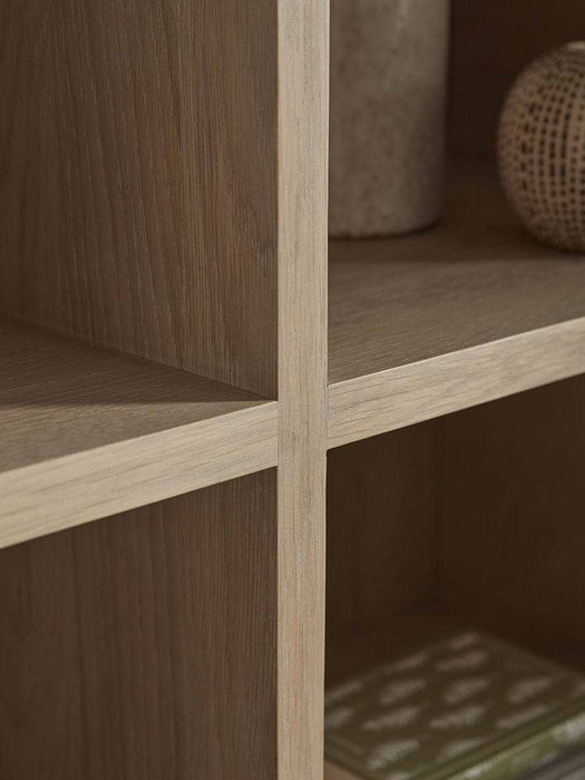 Curved Top Display Cabinet