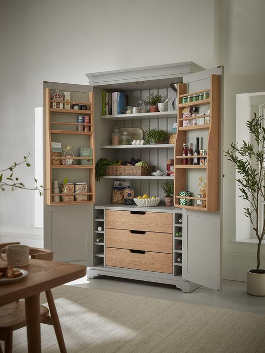 Hanne Larder Pantry