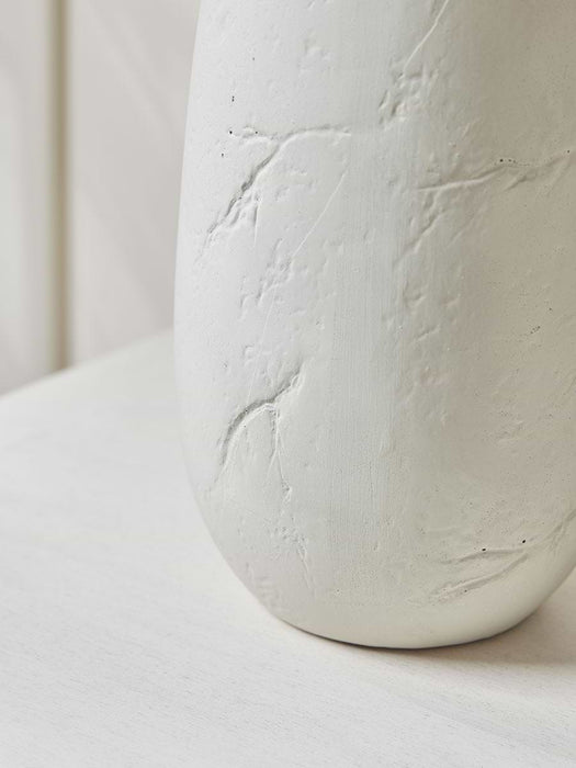 Chaya Table Lamp
