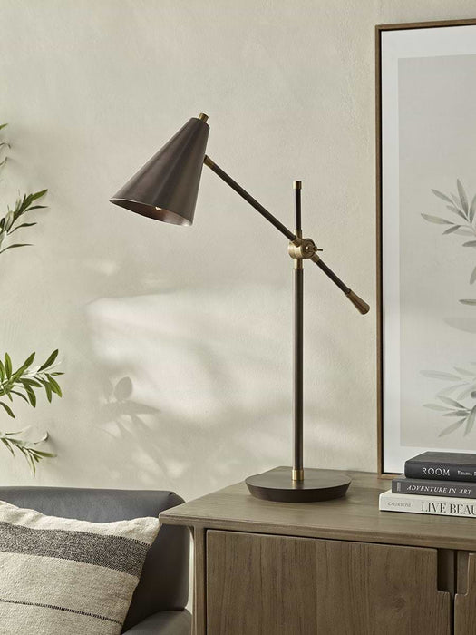Ayden Desk Lamp