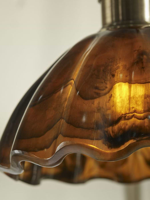 Amber Scalloped Wall Light