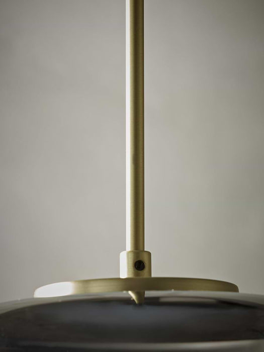 Lustre Column Pendant