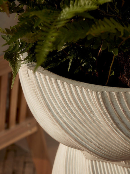 Cream Spiral Plinth