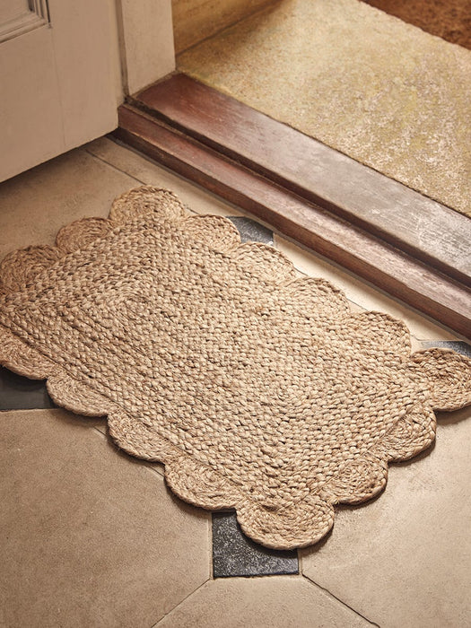 Scalloped Jute Doormat