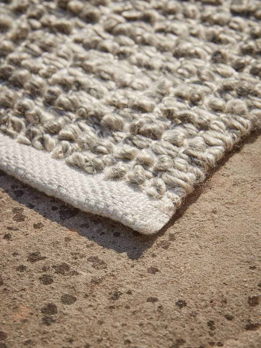 Akalla Outdoor Rug