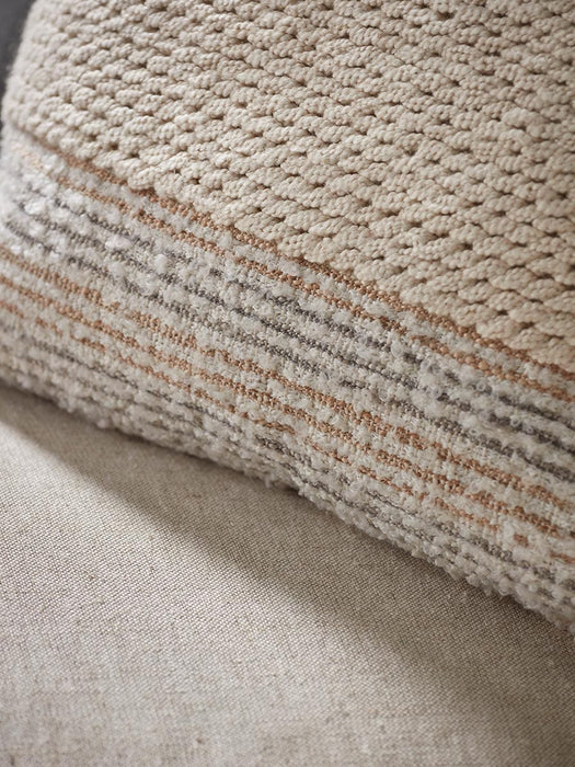 Hernals Cushion