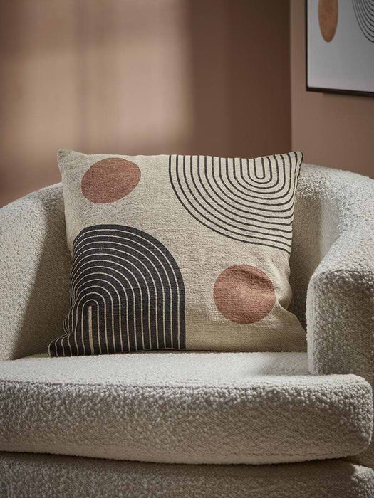 Alm Cushion