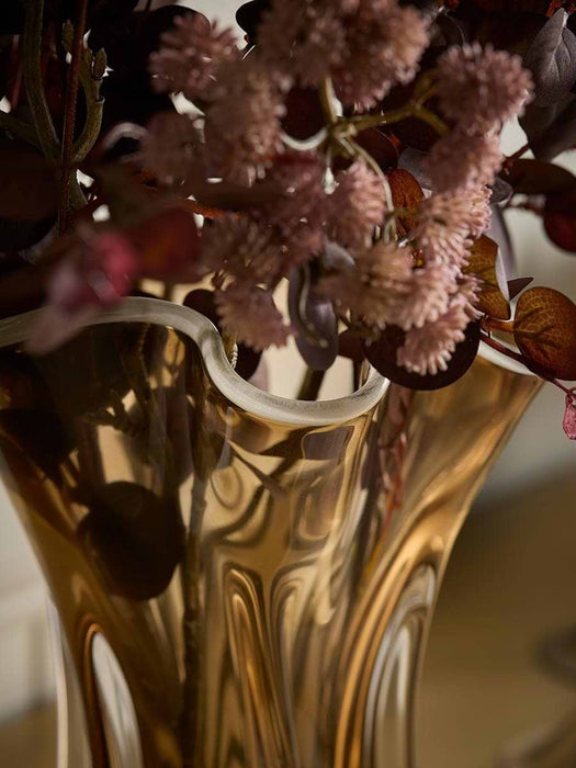 Wavy Edge Vase