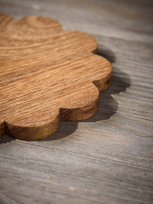 Scalloped Wooden Coaster Set