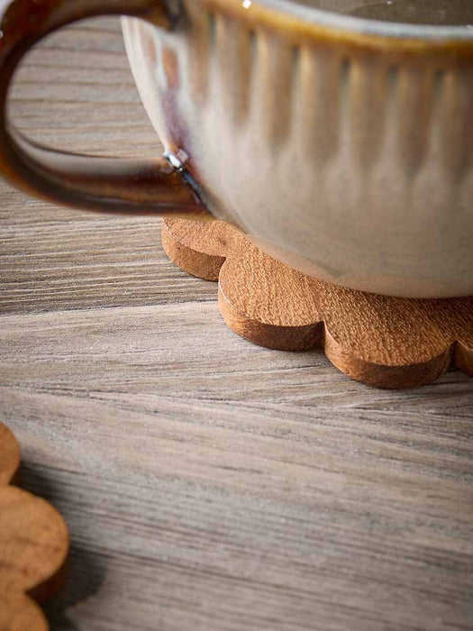 Scalloped Wooden Coaster Set