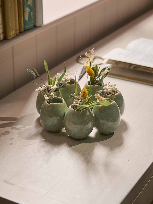 Egg Circle Vase