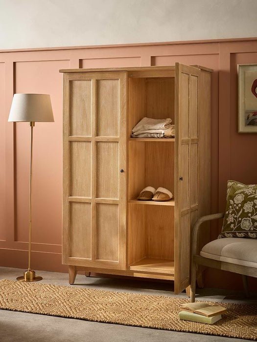 Turku Wardrobe