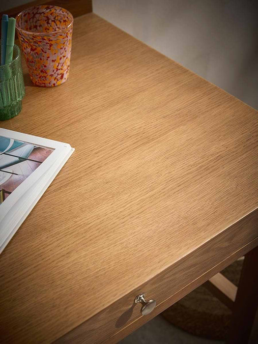 Nivala Desk