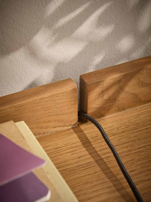 Nivala Desk