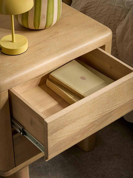 Edvin Bedside Table