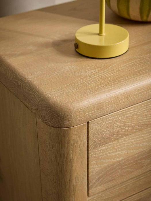 Edvin Bedside Table