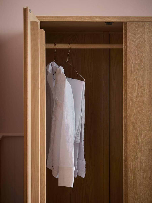 Edvin Wardrobe
