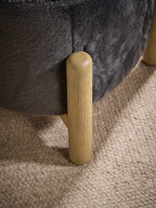 Ottowa Footstool - Faux Fur