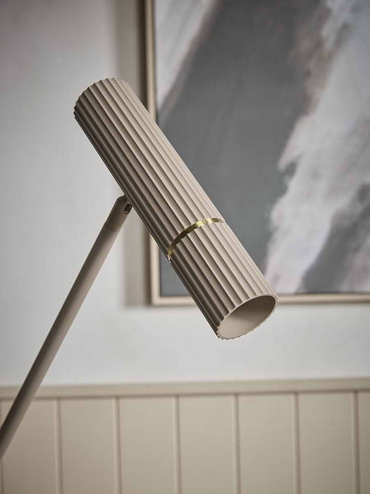 Aeon Reading Lamp