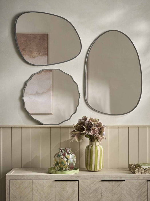 Connie Mirror
