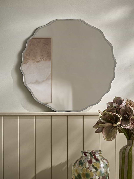 Connie Mirror