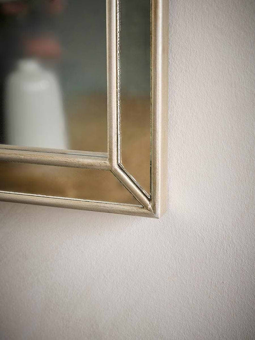 Antiqued Frame Mirror - Square
