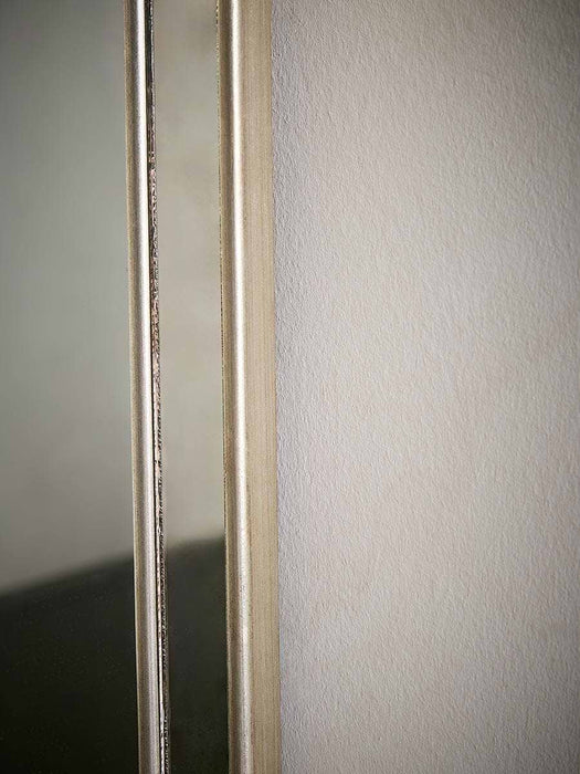 Antiqued Frame Mirror - Square