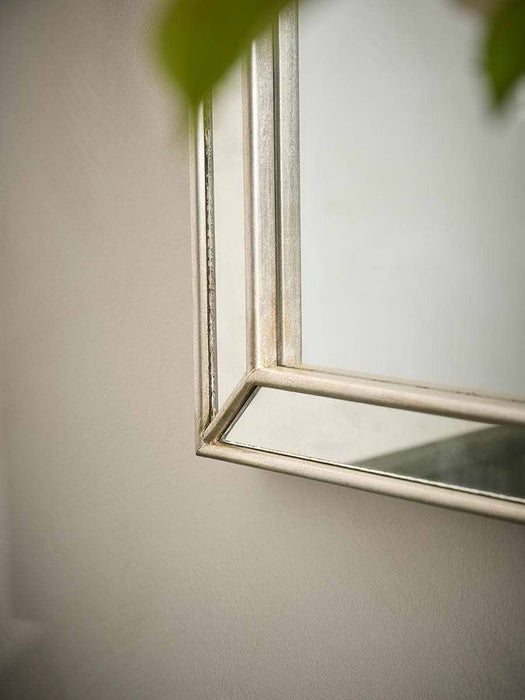 Antiqued Frame Mirror - Rectangle