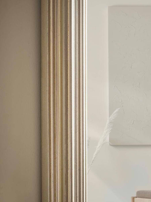 Klair Mirror