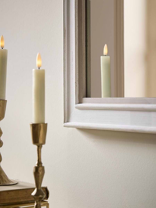 Yana Mirror