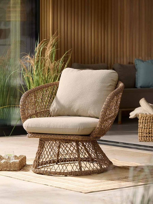 Savila Chair