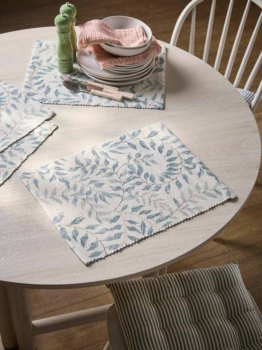 Four Blue Vine Indoor/Outdoor Placemats