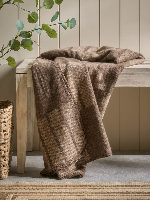 Heritage Chequered Throw - Brown