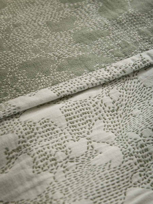 Jacquard Acre Bedspread