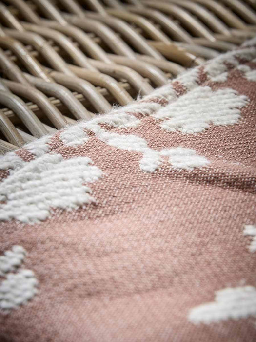 Heritage Pink Tasselled Throw